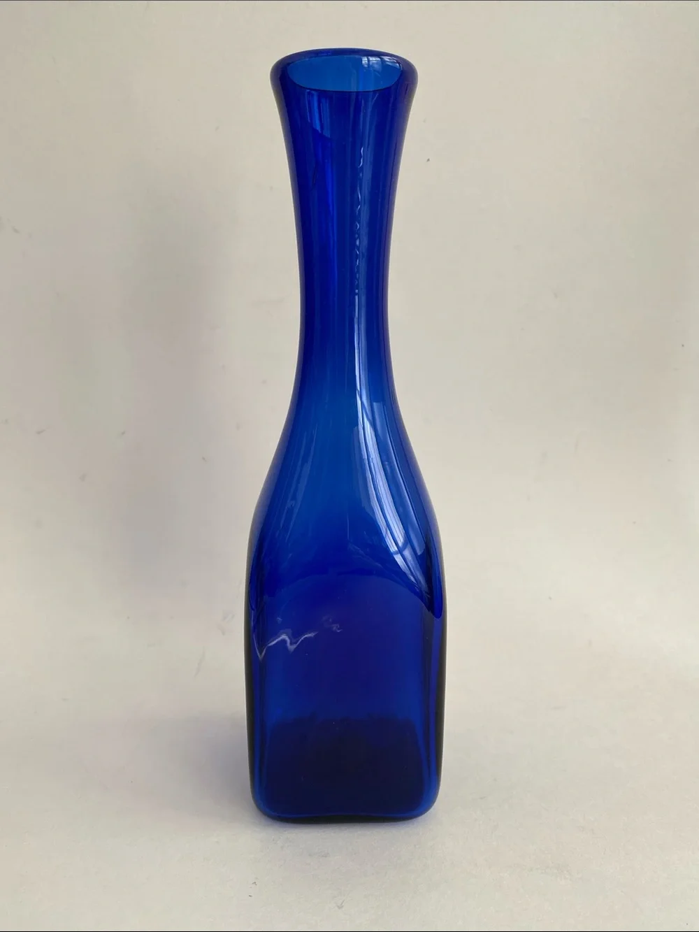 Vintage MCM 1960’s Glass Norway Richard Duborgh cobalt blue glass bud vase 9”